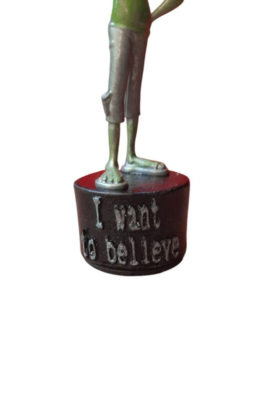 replica extraterrestre 12cm de alto