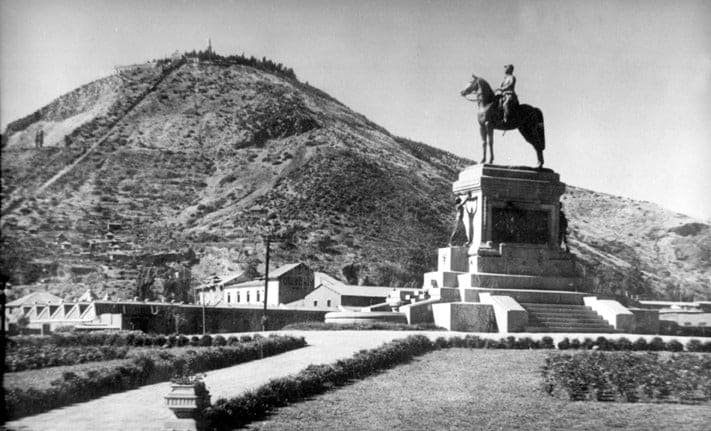 Estatua de Manuel Baquedano